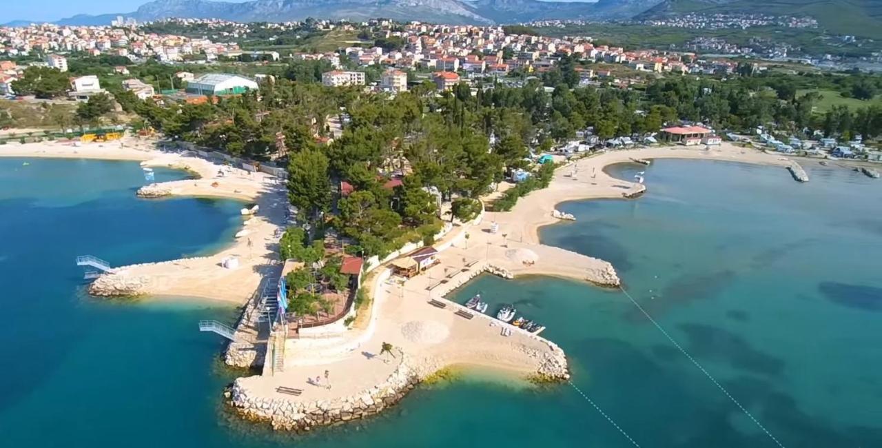 Apartament Near Babic *